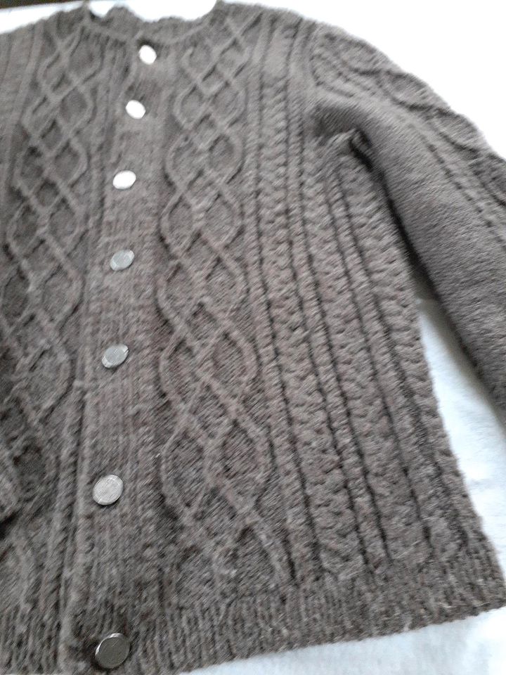 Herren Trachtenjacke, Größe M, handgestrickt in Rattiszell