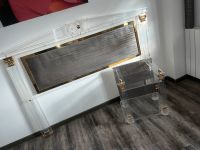 Betten rücken Teil mit passenden Nachttisch aus Plexiglas Niedersachsen - Rinteln Vorschau