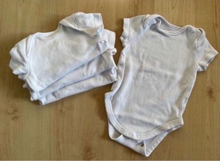 Babykleidung Gr.62 / Kleidung für Baby / Bodys in Bamberg