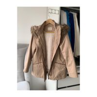 Winterjacke für Mädchen 164cm von Zara Friedrichshain-Kreuzberg - Kreuzberg Vorschau