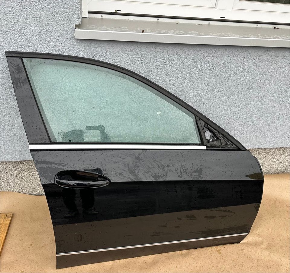 Mercedes Benz W212 E klasse Beifahrertür Limo 197 Obsidian in Hanau