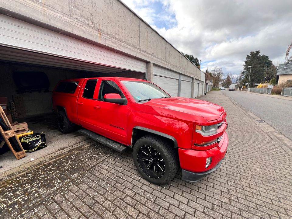 Chevrolet Silverado 2016 Z71 mit Hardtop in Wagenfarbe in Heidesheim