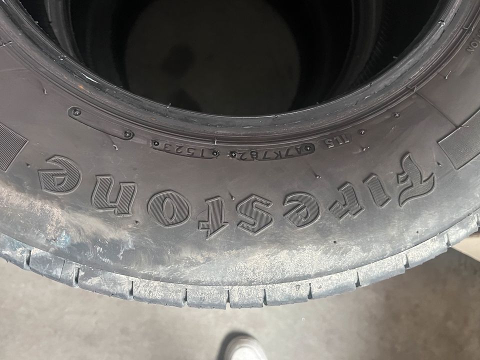 1x Firestone Winterreifen 235/65 R16C in Mauern