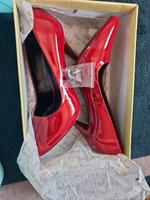 High Heels Hessen - Bad Homburg Vorschau
