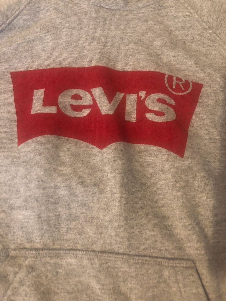 Levi’s Pullover wie neu!!! Xs in Xanten