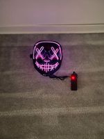 NEU Maske The Purge LED lila pink Halloween JGA Karneval blinken Hessen - Gernsheim  Vorschau