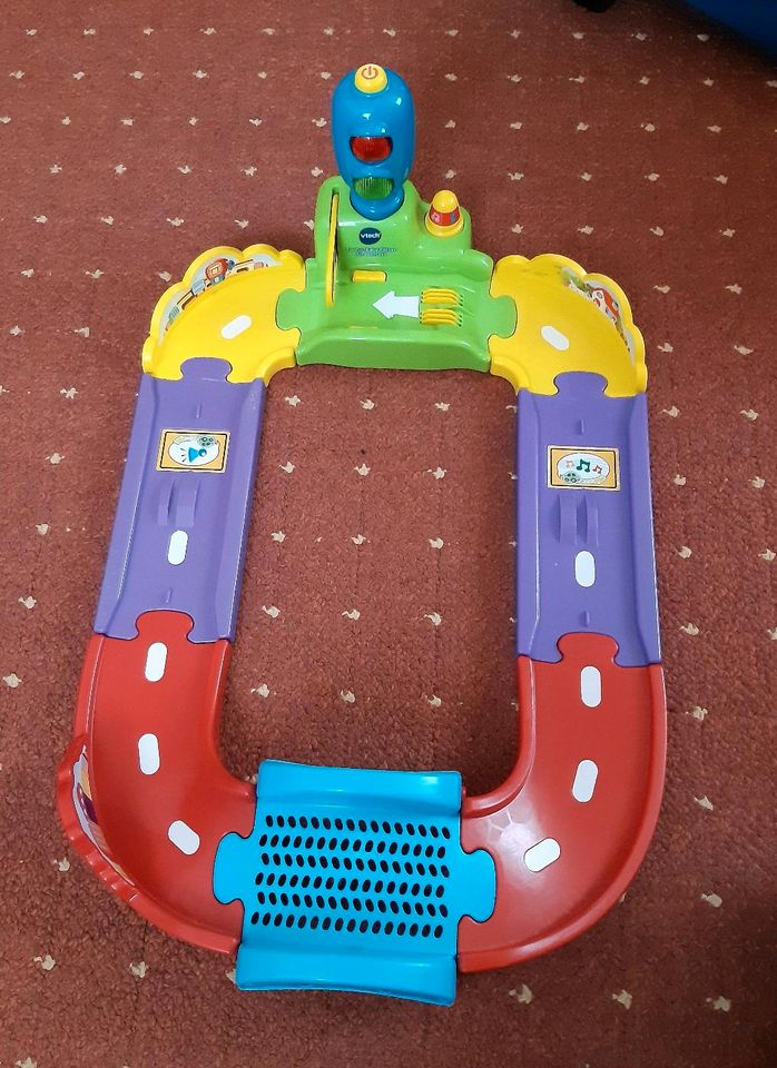 Vtech Tut Tut Baby Flitzer Straßen Set in Landsberg (Saalekreis)