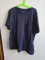 Blau meliertes T-Shirt mit Brusttasche  in Größe 158/164 Hessen - Eschwege Vorschau