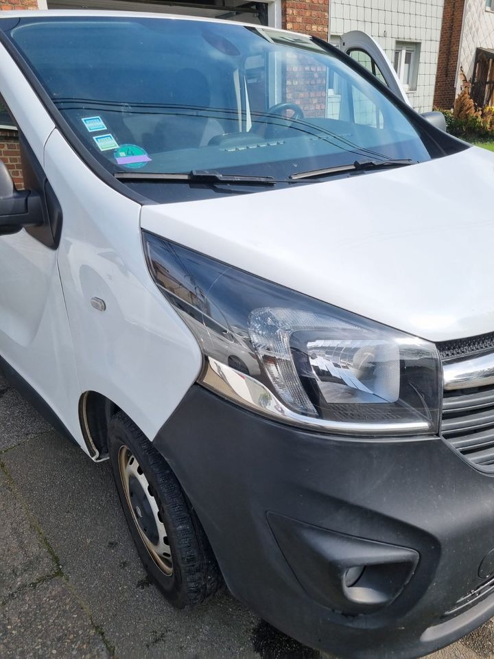 OPEL VIVARO in Stolberg (Rhld)