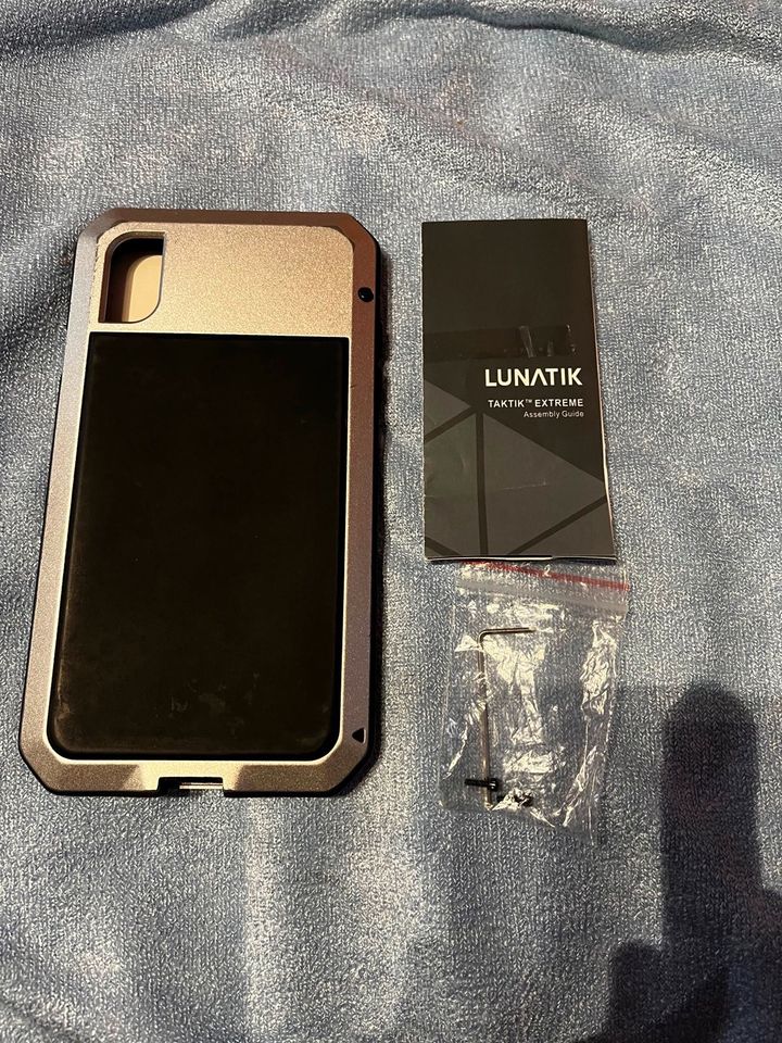 IPHONE 10 XS MAX Case Hülle Lunatik Extreme in Lichtenau