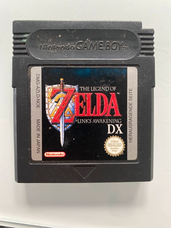 Nintendo GameBoy Zelda DX in Essenheim