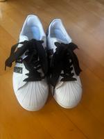 Adidas Superstar Special Edition Damen 41 1/3 neu Bayern - Schondorf am Ammersee Vorschau