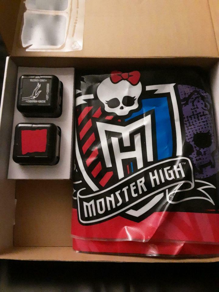 IMC Toys 870444-Monster High Monster-Wirrwarr in Halle