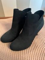 TAMARIS Stiefeletten dunkelgrün NEU Hessen - Aarbergen Vorschau