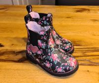 Kinder Boots Winterstiefel gefüttert Mädchen Gr. 22 Blumen Dresden - Blasewitz Vorschau