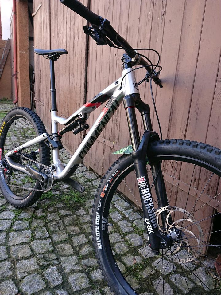 Mountainbike Commencal Meta AM V4.2 Worldcup Edition in Hohenleuben