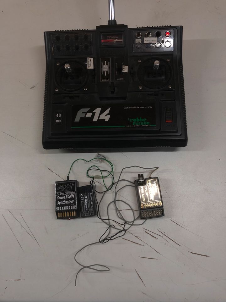 Robbe Futaba F-14 40mhz in Emden