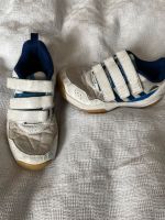 Adidas Hallenturnschuhe 32 Nordrhein-Westfalen - Attendorn Vorschau