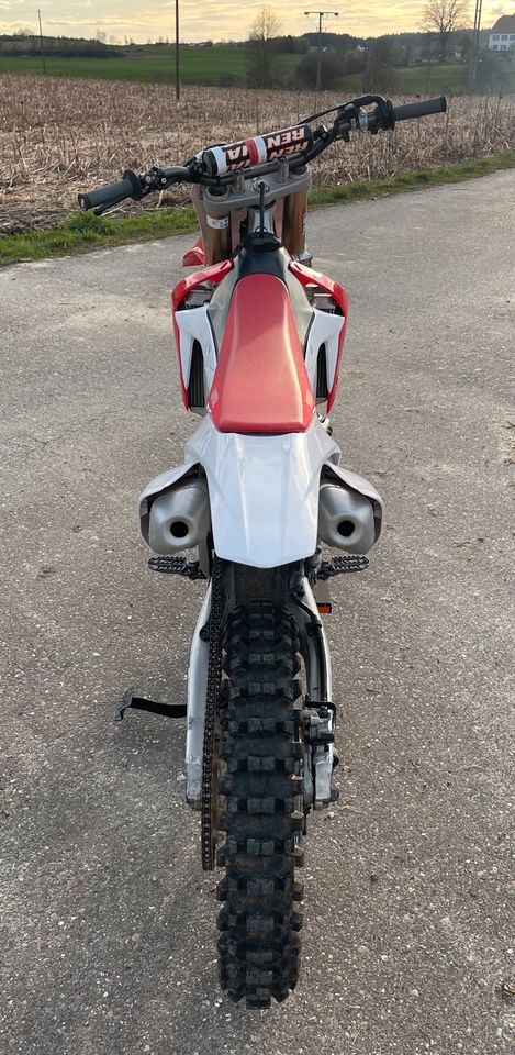 Honda CRF 250 r Motocross (kein ktm,yamaha,kawasaki,suzuki 450) in Mühlingen