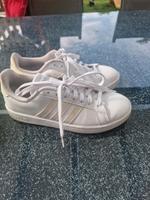 Adidas Damen Mädchen Sneaker gr. 39 1/2 Bayern - Gottfrieding Vorschau
