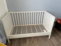 IKEA Sundvik Baby / Kinderbett 70 x 140 cm in weiß. Bayern - Donaustauf Vorschau