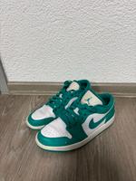 Air Jordan 1 Low turquoise Größe 40 Hessen - Kirchhain Vorschau