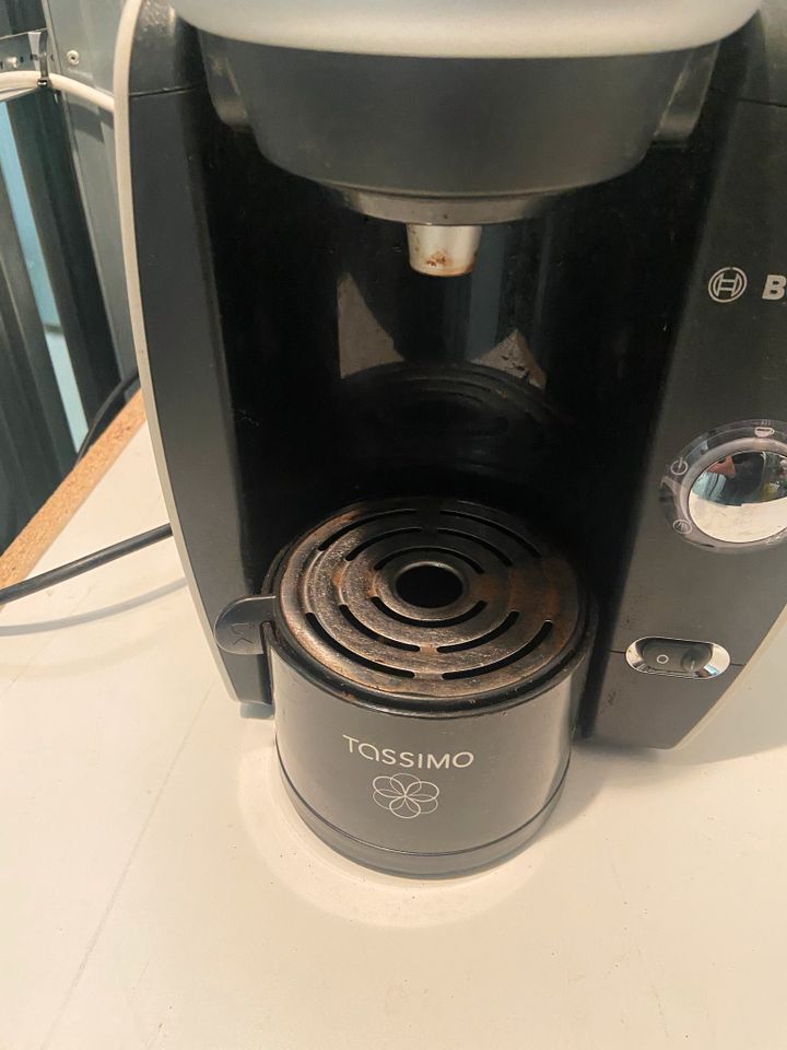 Bosch Tassimo Typ Tas 4011 Ersatzteilträger in Düsseldorf