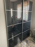 Pax Schrank schwarz Glasschiebetüren 2m x1,5 m Brandenburg - Glienicke/Nordbahn Vorschau