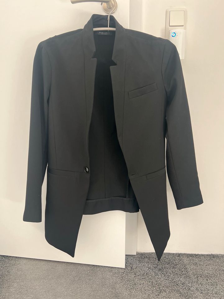 Zara Blazer Schwarz S in Moormerland