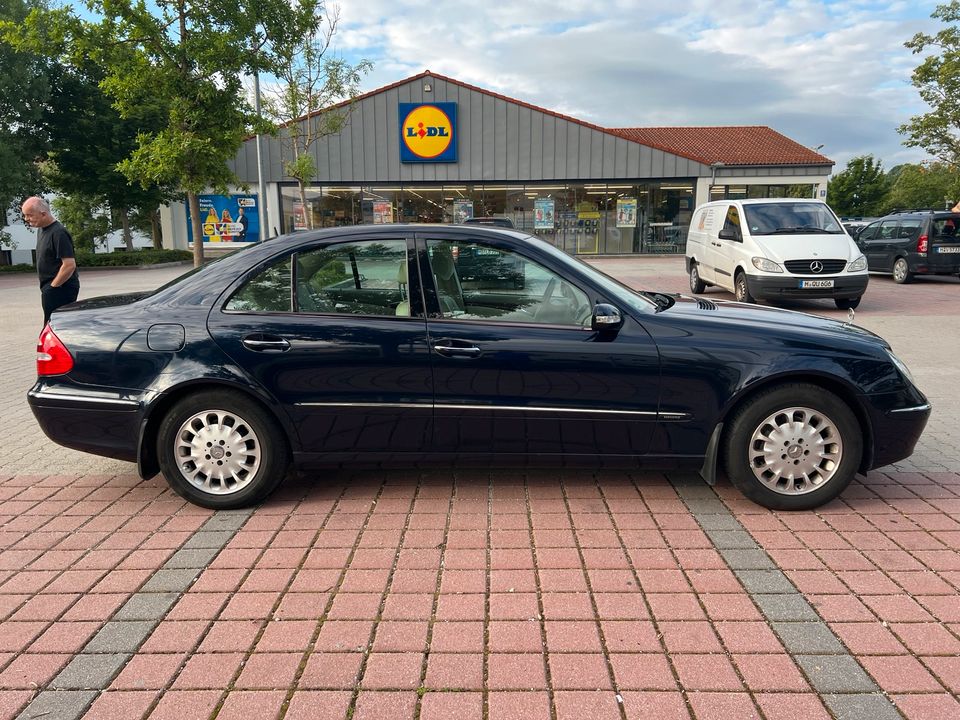 Mercedes 320 E Elegance in Holzkirchen