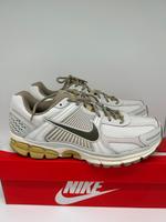 Nike Zoom Vomero 5 Sneaker Gr. 43 NEU Aachen - Aachen-Mitte Vorschau