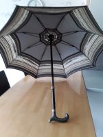 Biete einen gebrauchten Regenschirm mit integriertem Gehstock an Rheinland-Pfalz - Waldesch Vorschau