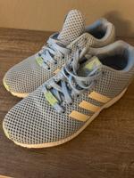 Adidas Sneaker hellblau Hessen - Neu-Isenburg Vorschau