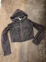 Neu: Gr. 38 Tredy, dunkelgraue Kurzjacke mit Kapuze Niedersachsen - Damme Vorschau