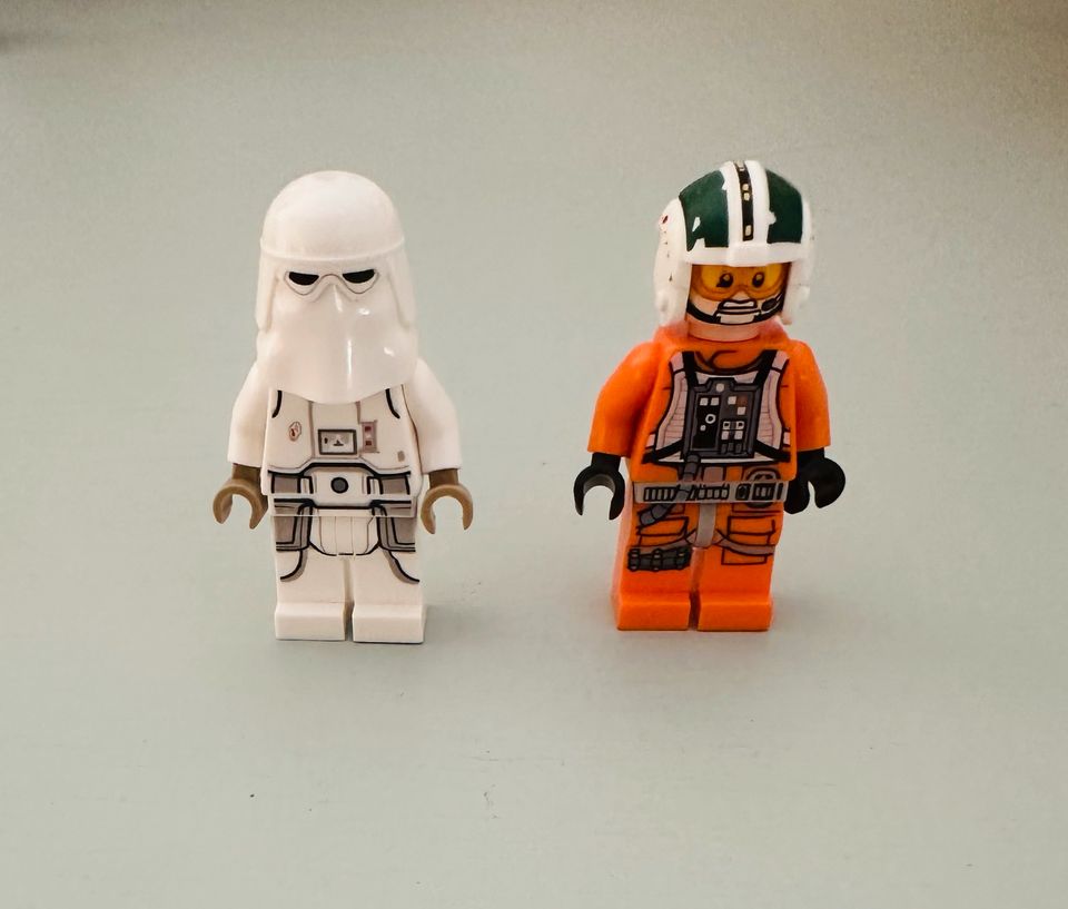 Lego Star Wars Figuren Hoth Stormtrooper + Rebell Pilot in Süsel