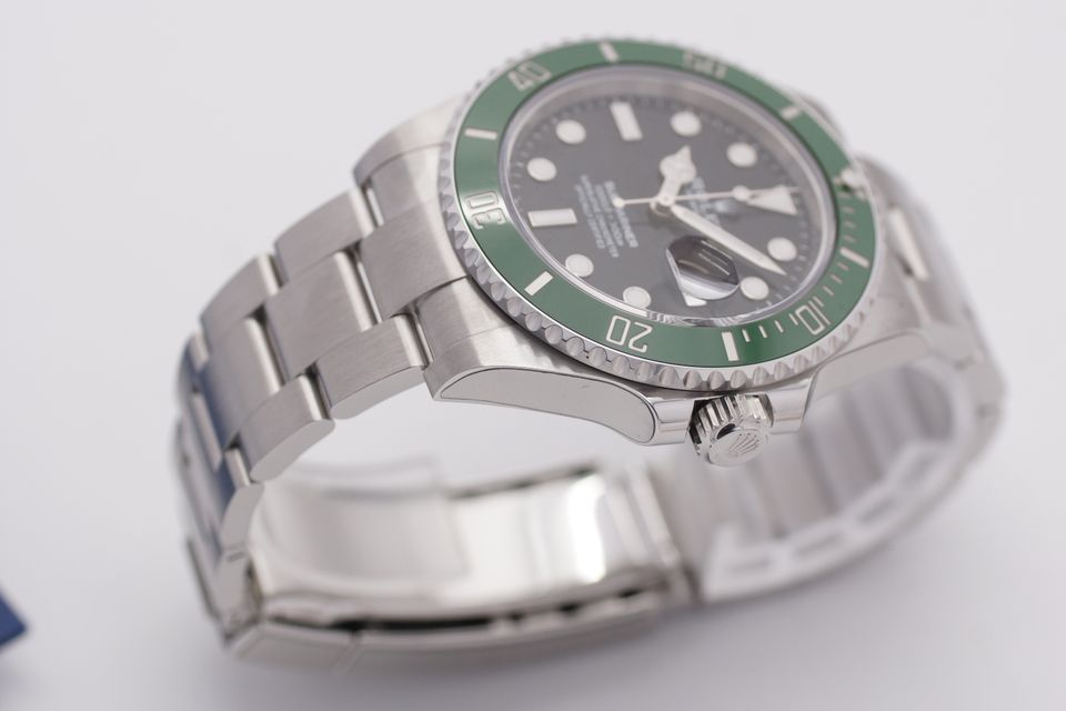 Rolex Submariner Date 41 126610LV Full Set 02/2024 MK II in Frankfurt am Main