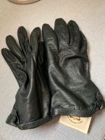 Paar schwarze kurze Handschuhe aus weichem Leder Bayern - Bamberg Vorschau