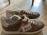 Neue Bugatti Damen Sneaker in Gr. 40 Niedersachsen - Delmenhorst Vorschau