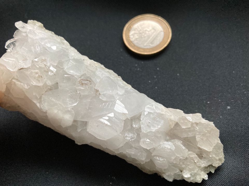 Weißer Quarz, Mineral weiß, Edelstein, Kristall, Druse in Berlin
