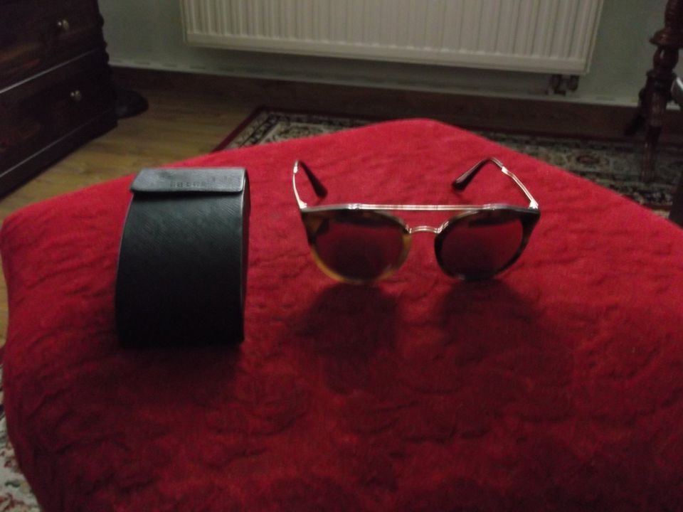 Damen-Sonnenbrille von PRADA in Pirna