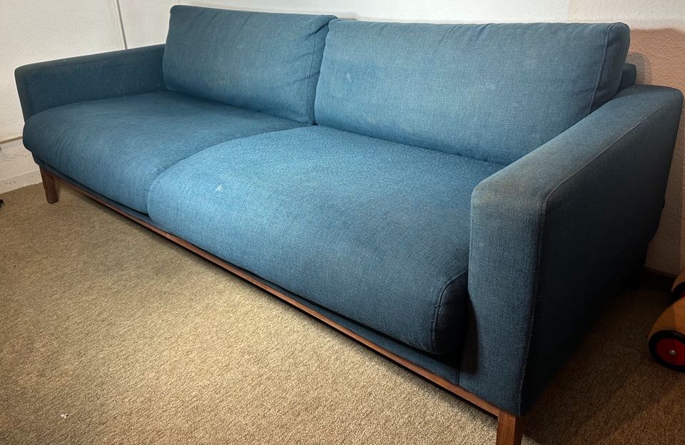 3 Personen-Sofa der Marke Bolia ***blau*** in Langen (Hessen)