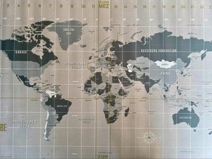 digitCUBE Schreibtischunterlage Weltkarte  NEU in Niedernhausen