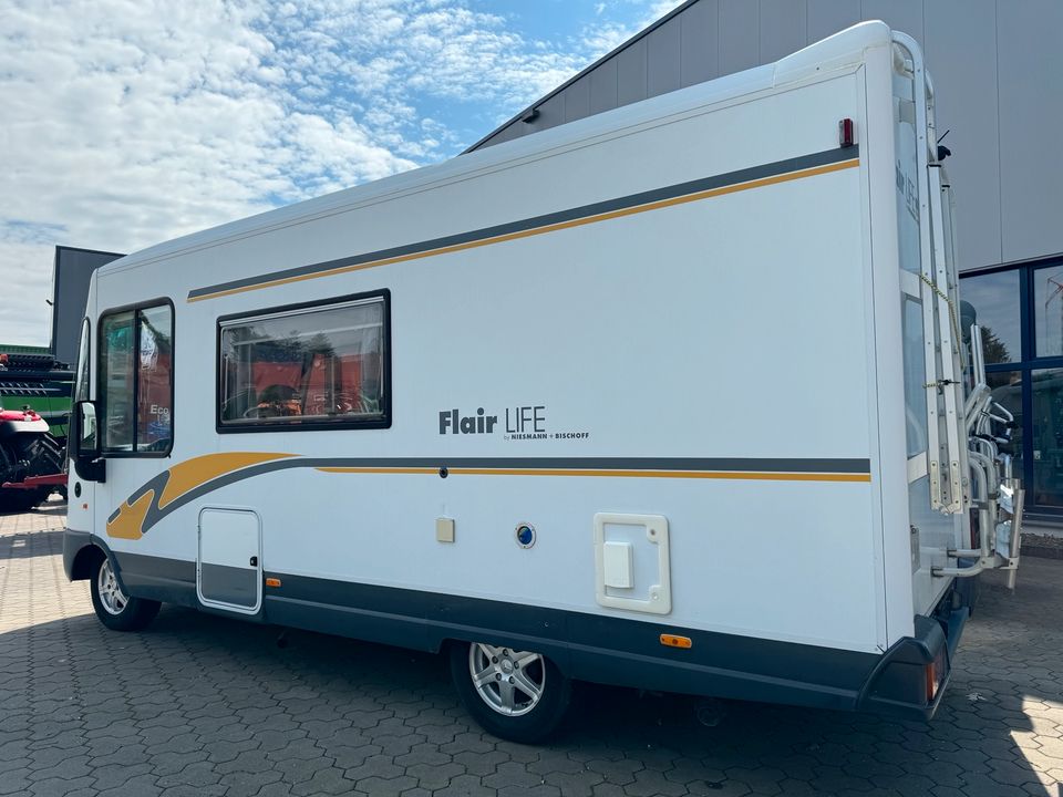 Fiat Ducato 2,5 ,3 Personen.Wenig Km, TÜV/Gas/ AU neu,Vollintegr. in Bocholt