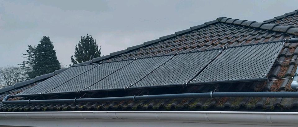 Oku Solarabsorber Poolheizung Solar beids. Sammelrohr Solarplatte in Schulzendorf bei Eichwalde