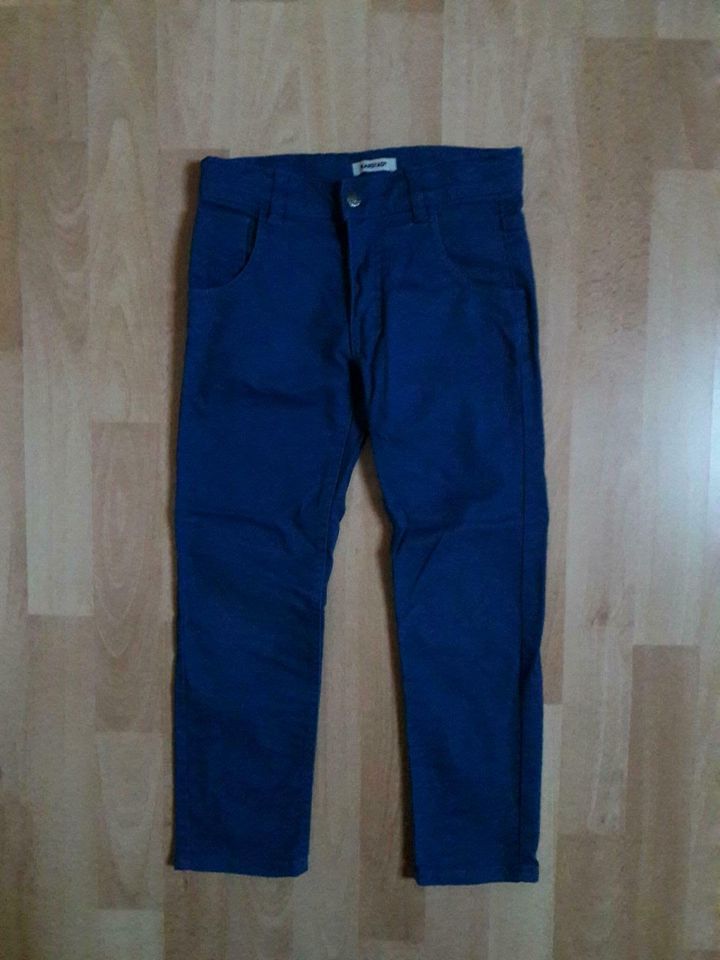 Schöne Hose Gr. 116 blau Karstadt in Bienenbüttel