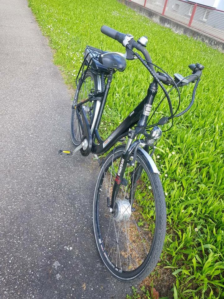 E-Bike Cyco Damenfahrrad in Freiburg im Breisgau