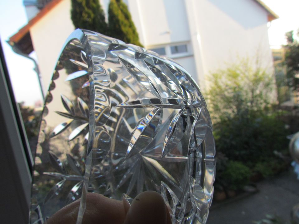 verschiedene Schleuderstern Kristall Glas Vase Schale Schüssel in Baunatal