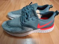 Nike Free Epic React Flyknit 44 grau NEU OVP Sachsen - Wurzen Vorschau