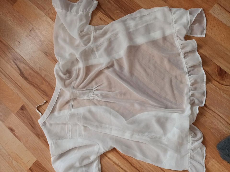 Gr 170 Bluse Creme H&M in Neuengörs