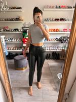 Kunstleder Hose Größe 38 Hessen - Maintal Vorschau
